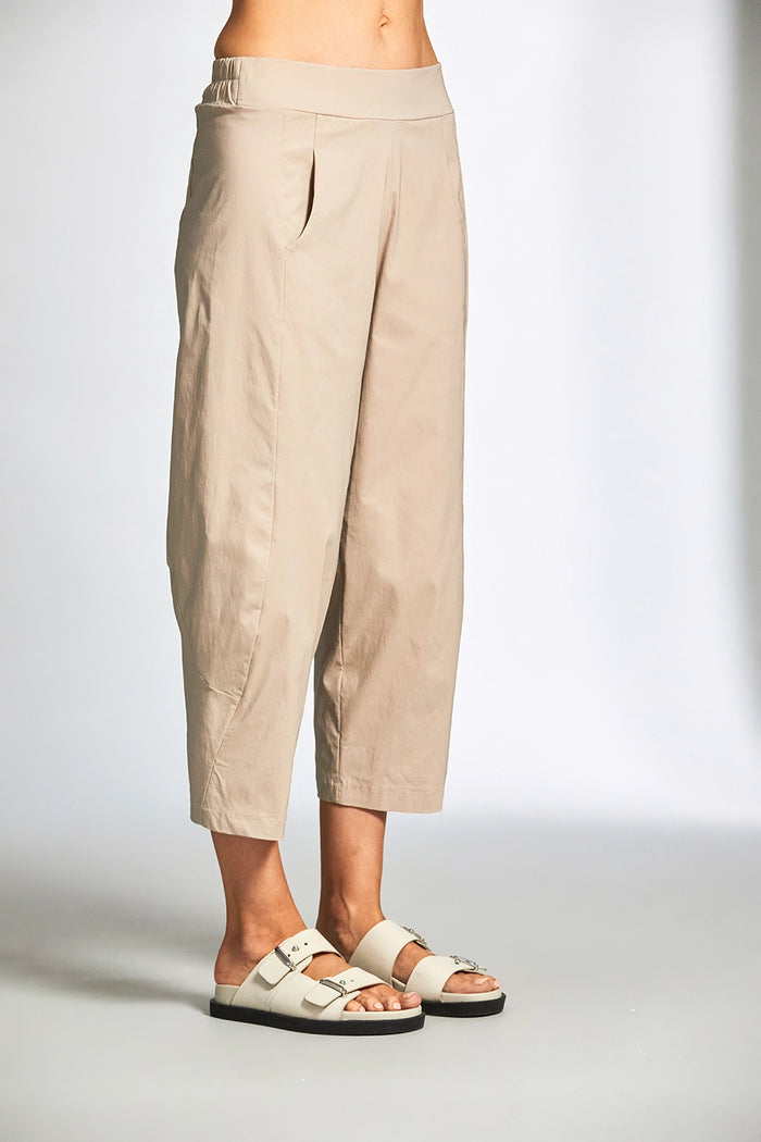 Peruzzi Slouch Trouser In Ecru S25503L