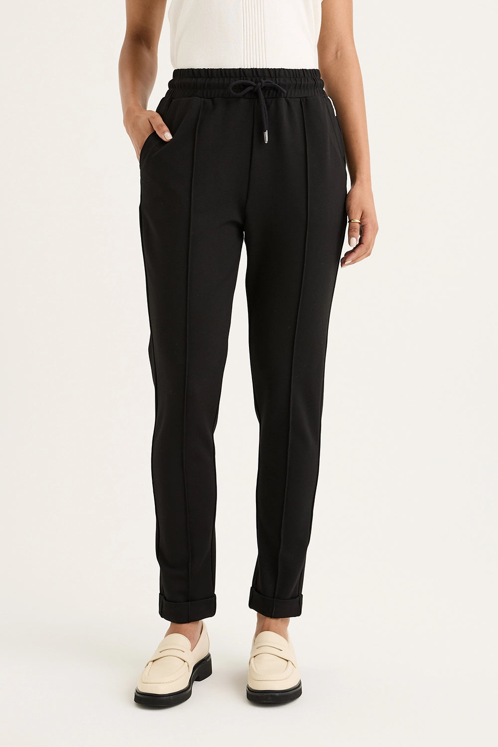 Yarra Trail Vine Jogger YTWN8975