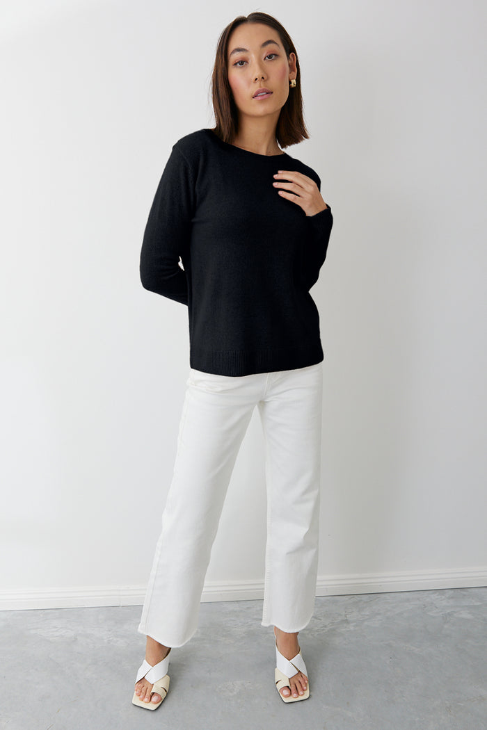 Mia Fratino Essential crew 23511