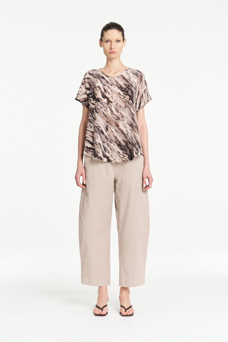 Mela Purdie Barrel Leg Pant in Fawn F416 10002 - Pre-Order August Delivery
