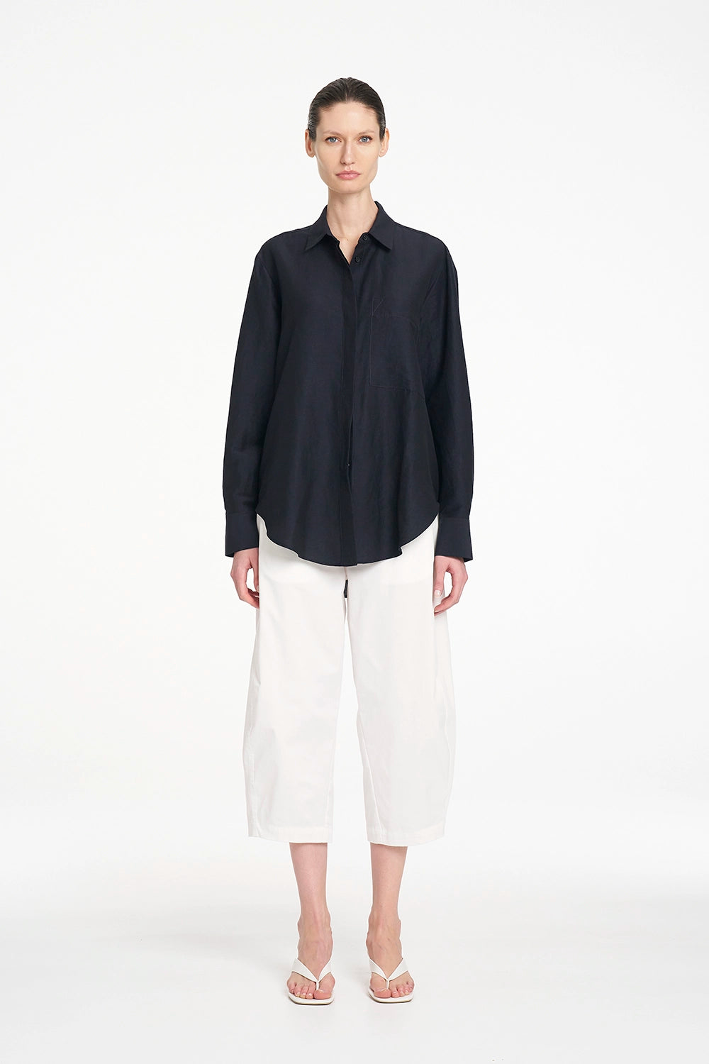 Mela Purdie Crop Barrel Pant in White F419 10003 - Pre-Order November Delivery