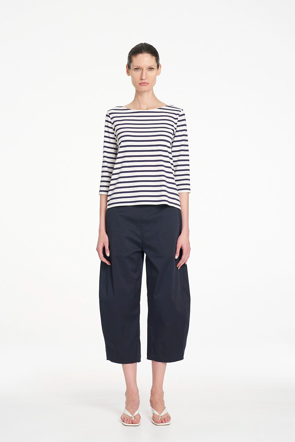 Mela Purdie Crop Barrel Pant in Navy F419 10003 - Pre-Order November Delivery