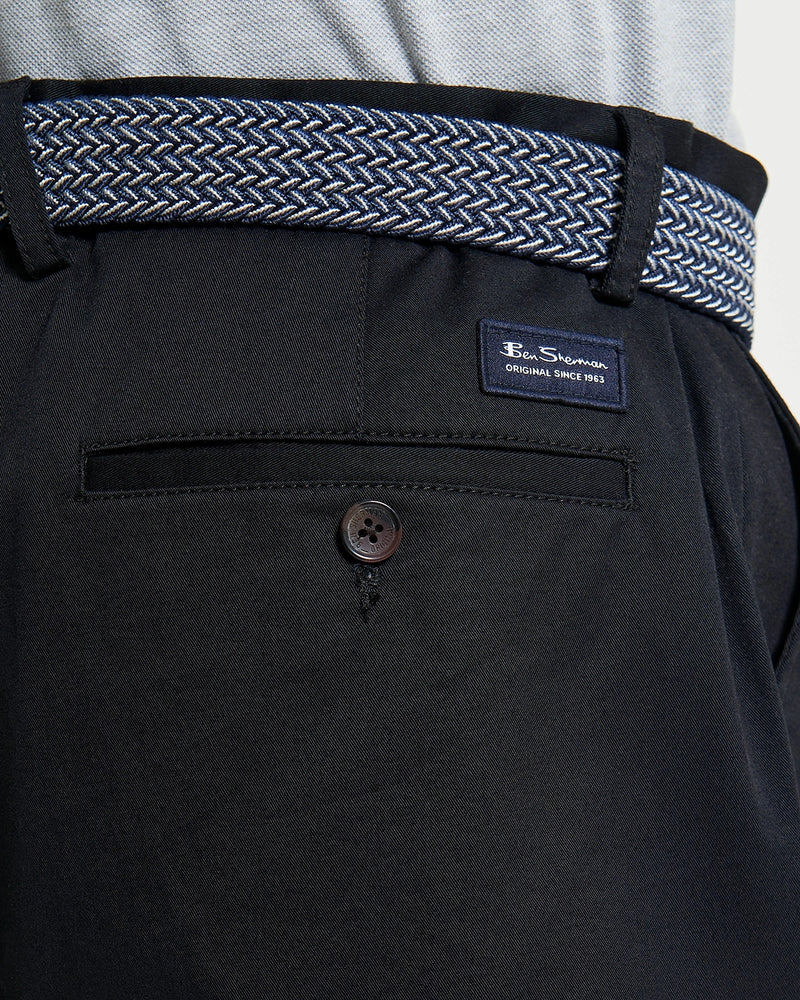 Ben Sherman Signature Chino Short in Black B1012757