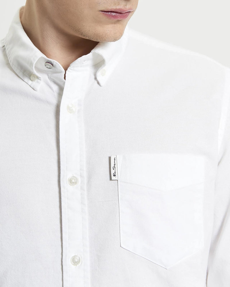 Ben Sherman Signature Oxford Long Sleeve Shirt in White B1012490