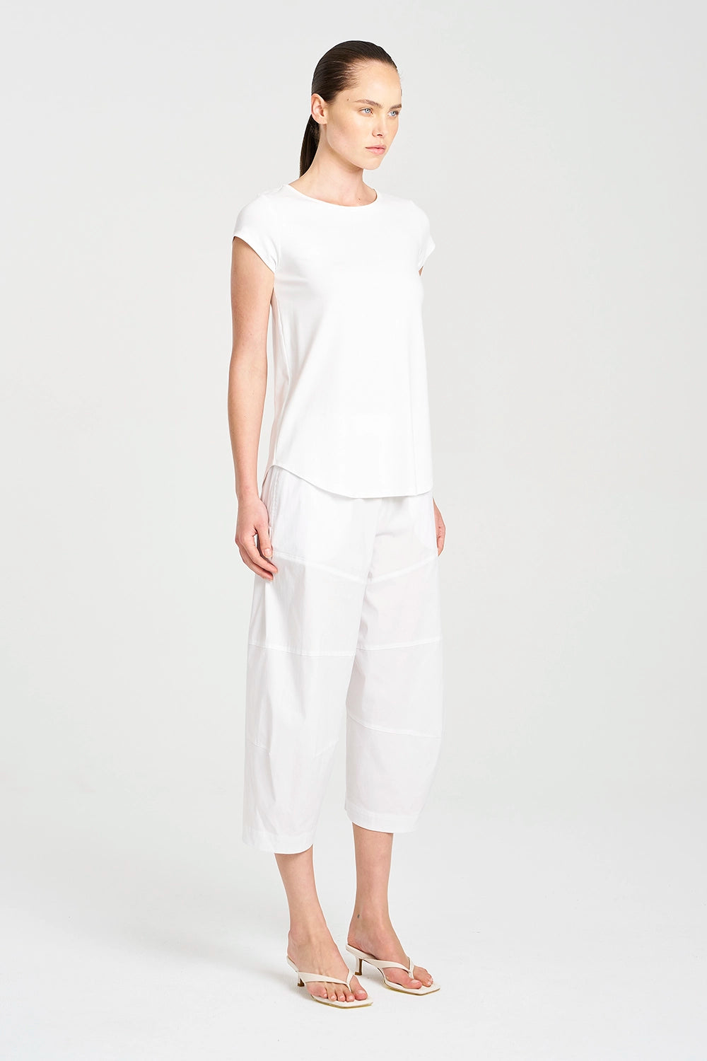 Mela Purdie Cafe T F01 2135