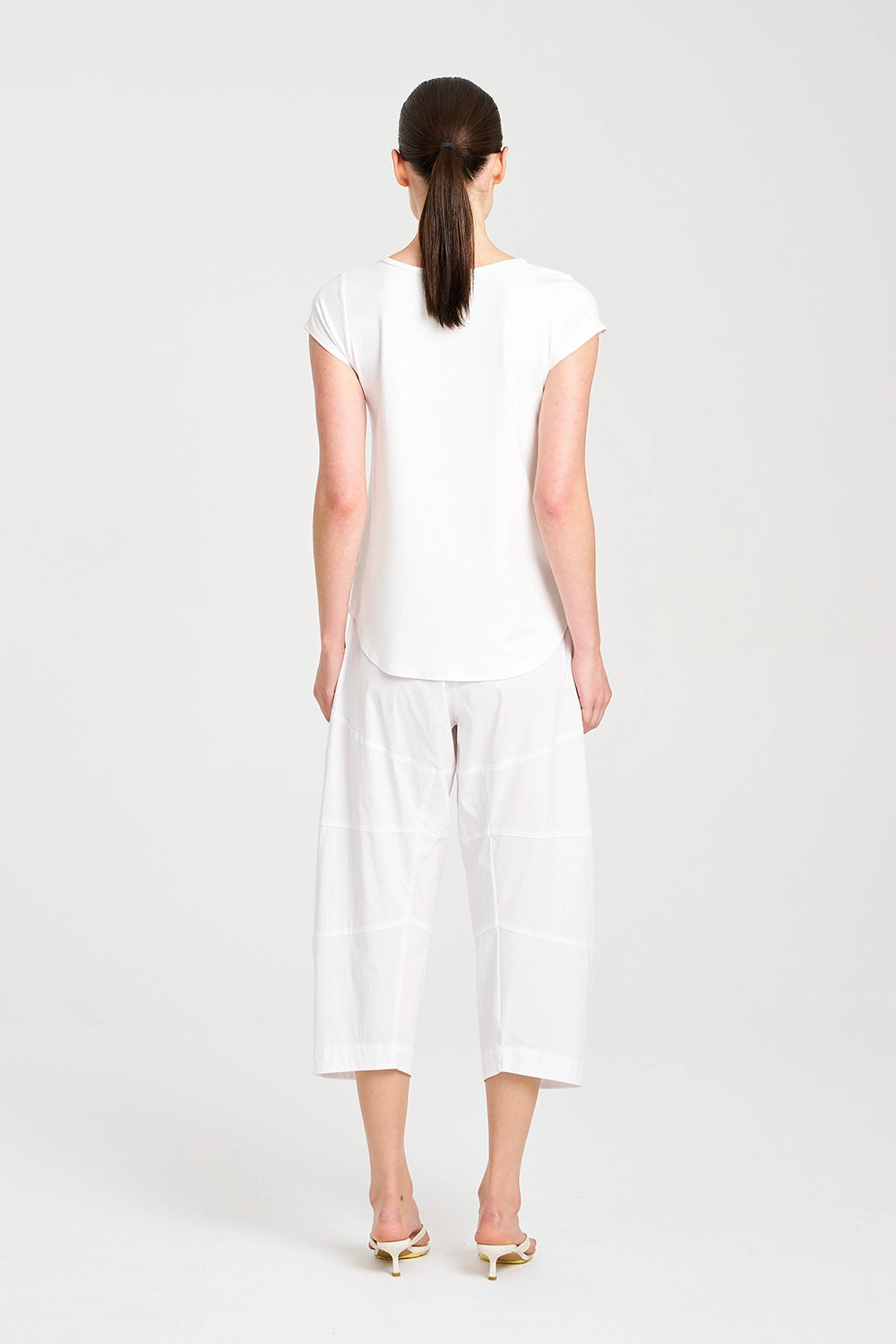 Mela Purdie Cafe T F01 2135