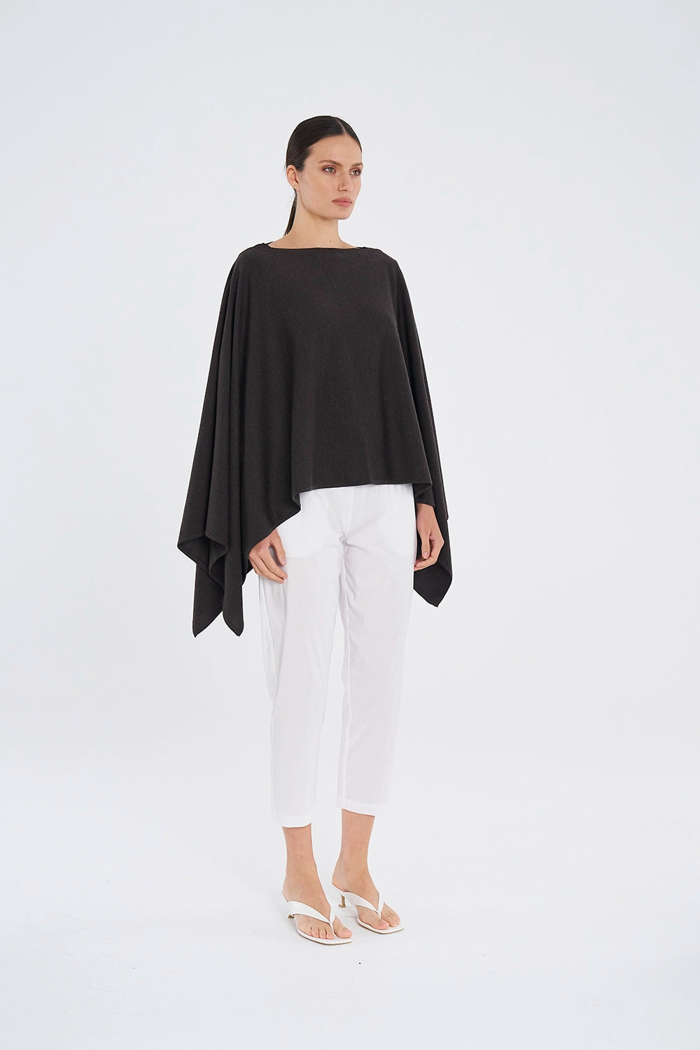 Mela Purdie Slice Throw in Fudge F14 9309 - Pre-Order February Delivery