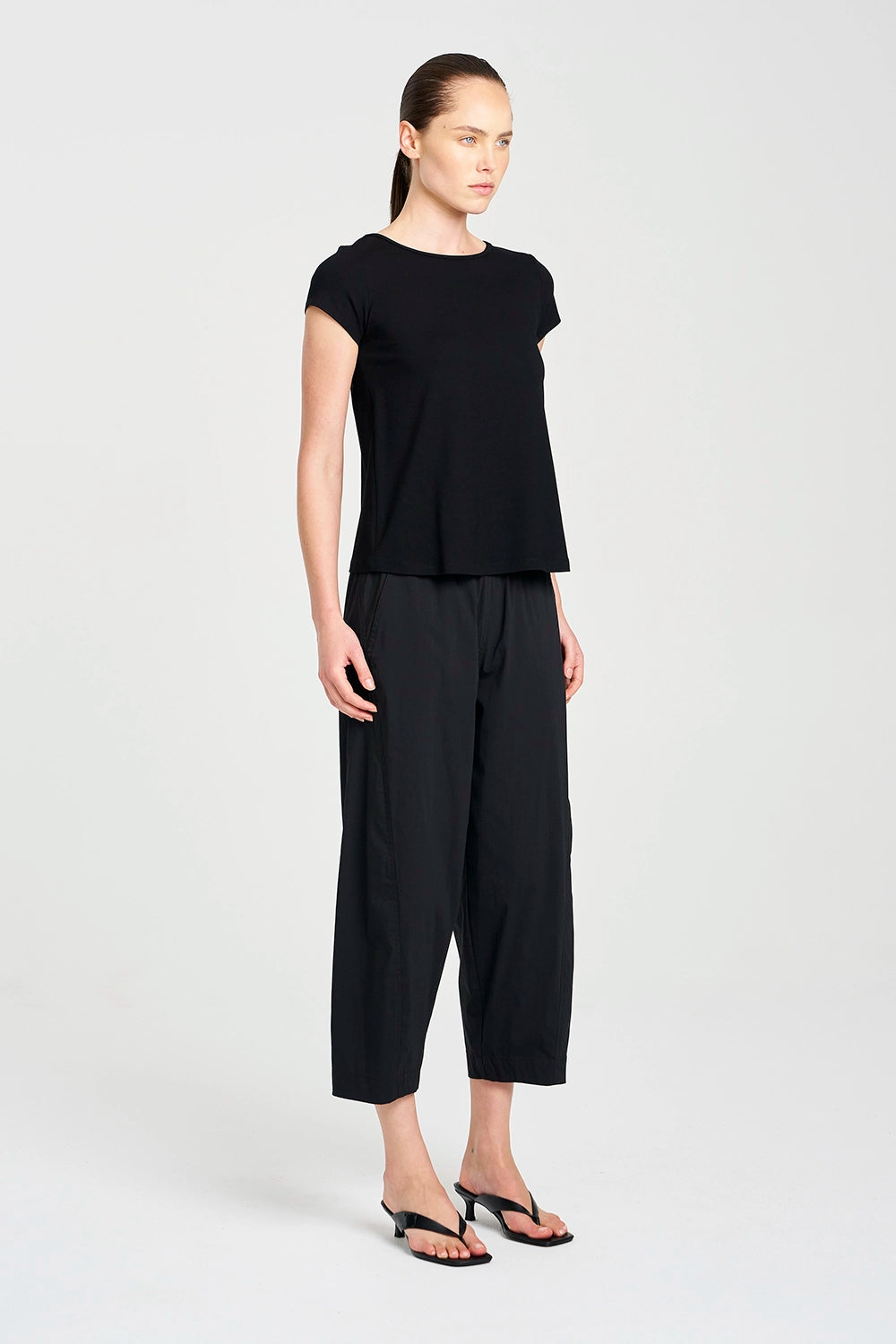 Mela Purdie Cafe T F01 2135