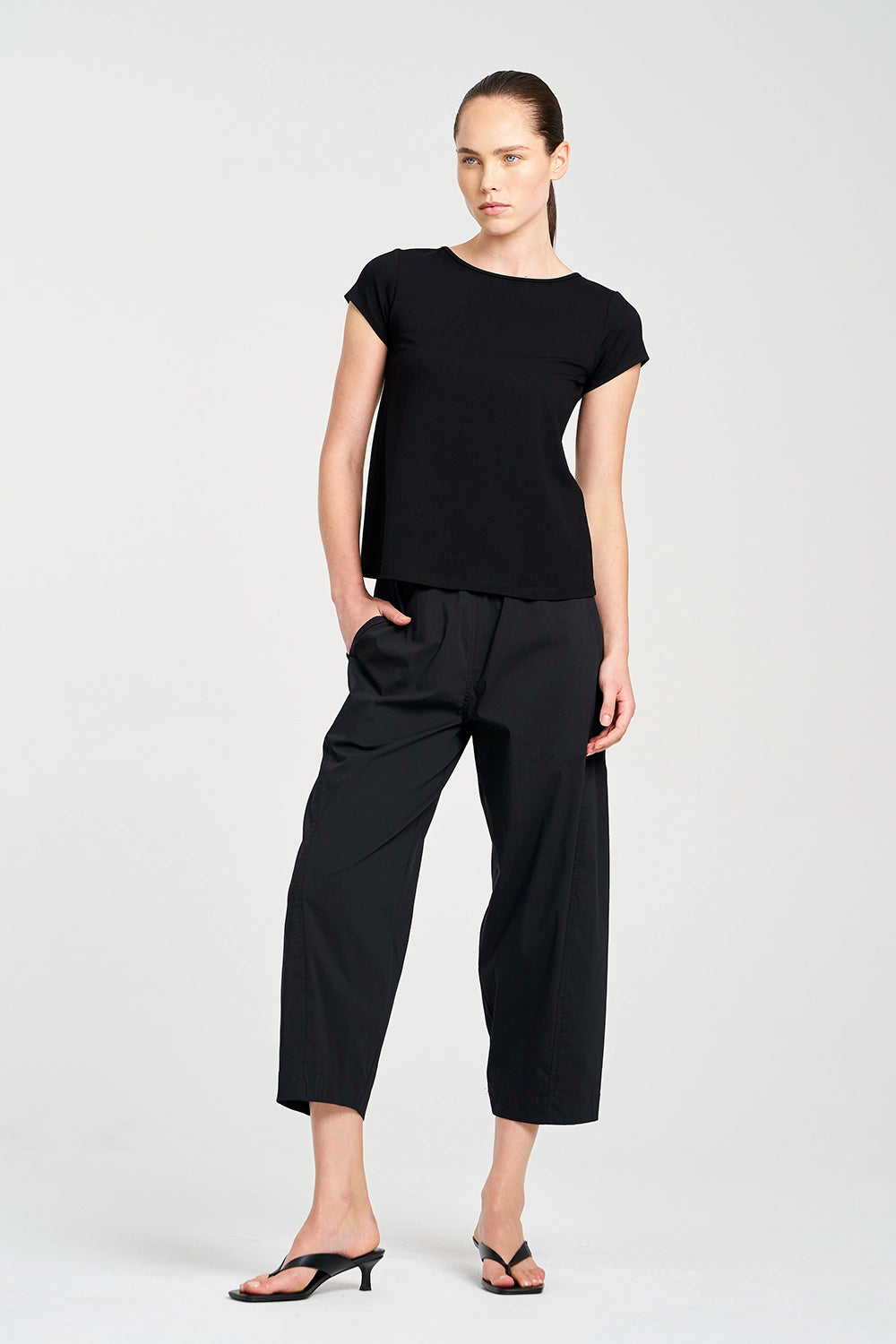 Mela Purdie Cafe T F01 2135