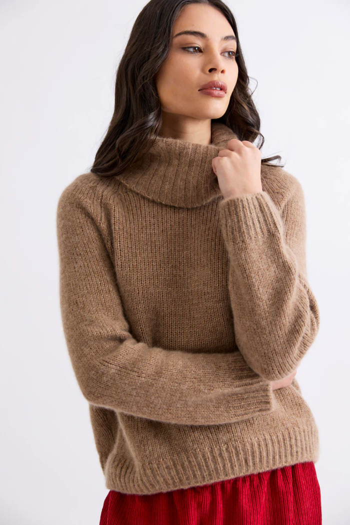 Mia Fratino Banks Soft Rollneck in Chestnut 26032