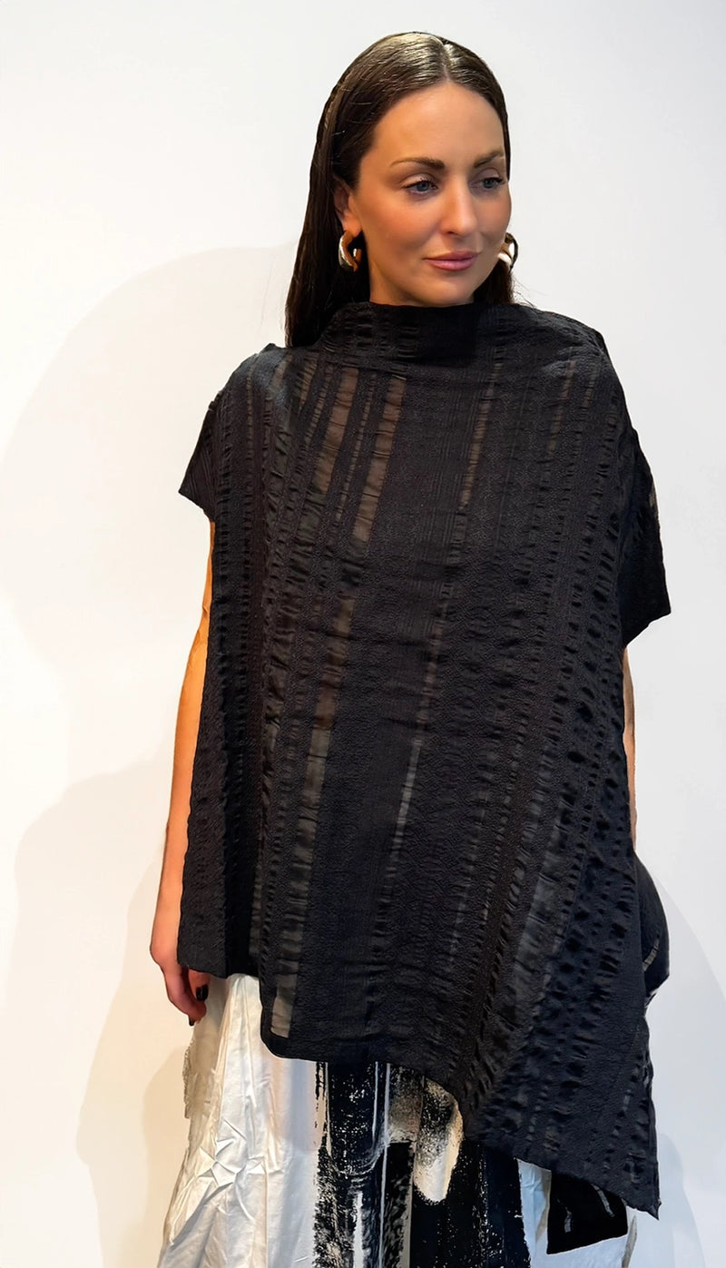 Moyuru Layering top in Black 241608