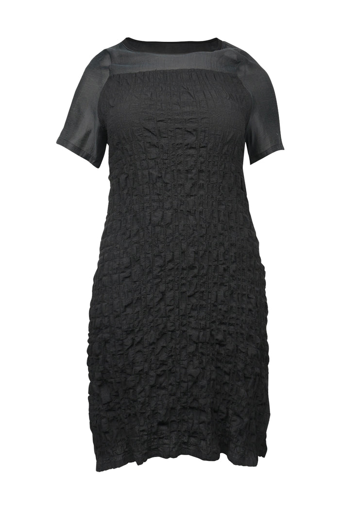 Moyuru SeaSucker Dress in Black 251610