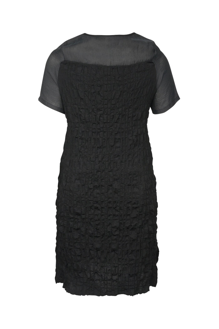 Moyuru SeaSucker Dress in Black 251610