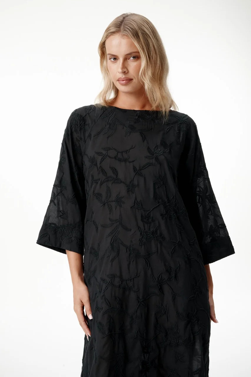 One Season Deia Embroidery Black/Black