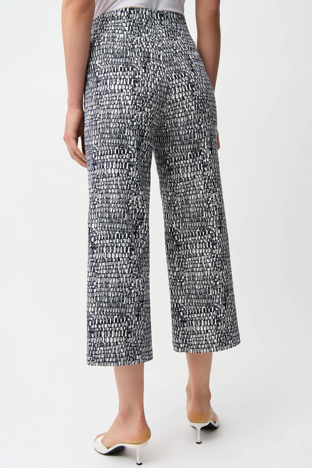 Joseph Ribkoff Millennium Abstract Print Pull-On Culotte Jr261002