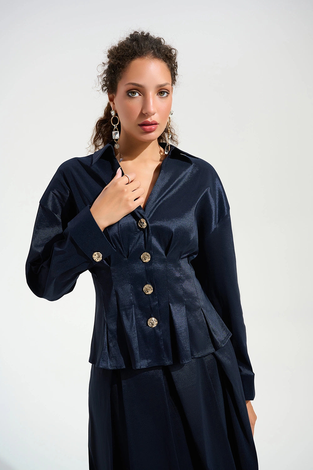 Joseph Ribkoff Signature | Stretch Taffeta Fit And Flare Blouse With Chain Link Button Cuffs Jr261742