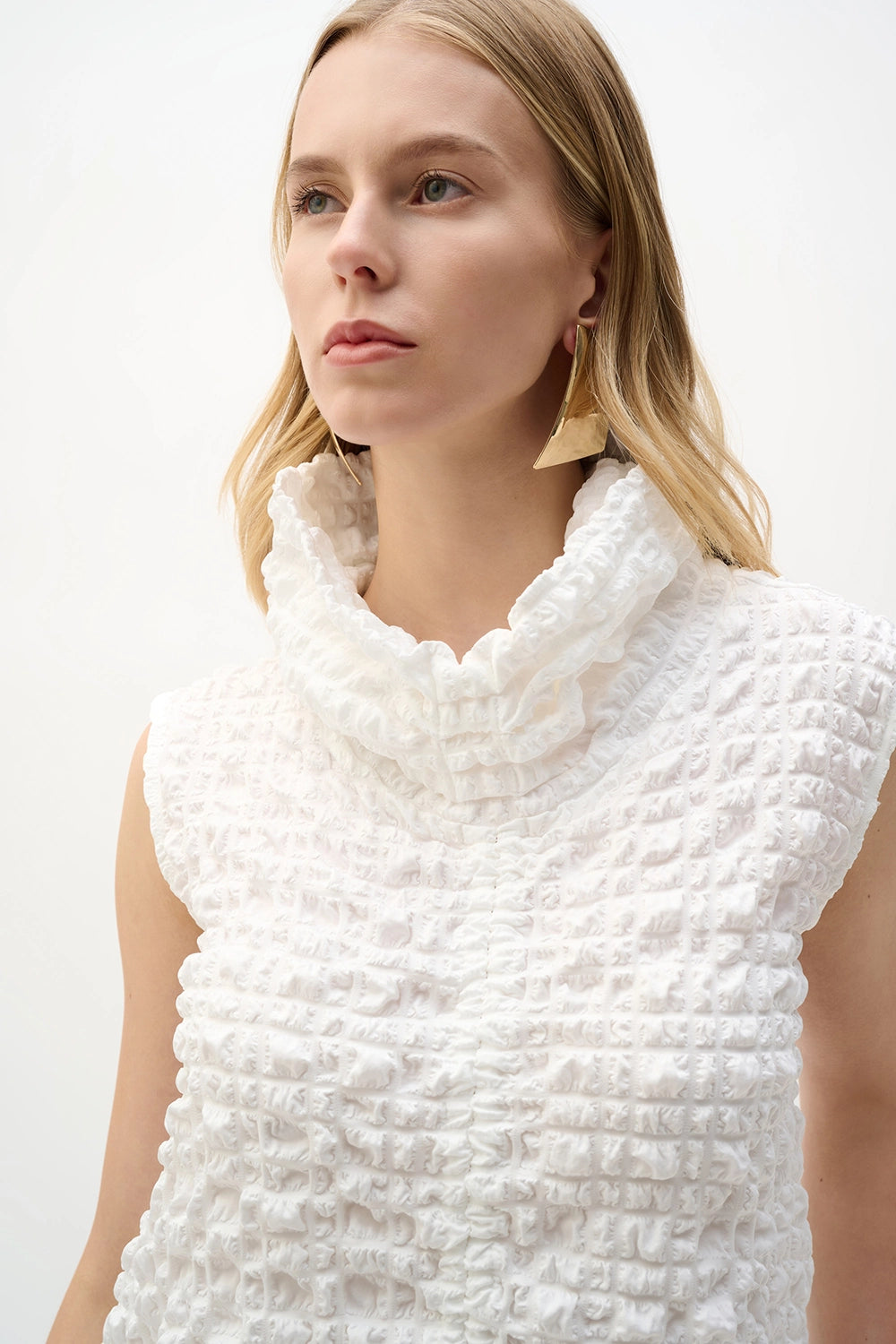 Joseph Ribkoff Bubble Jacquard Straight Top With Cowl Collar Jr262091