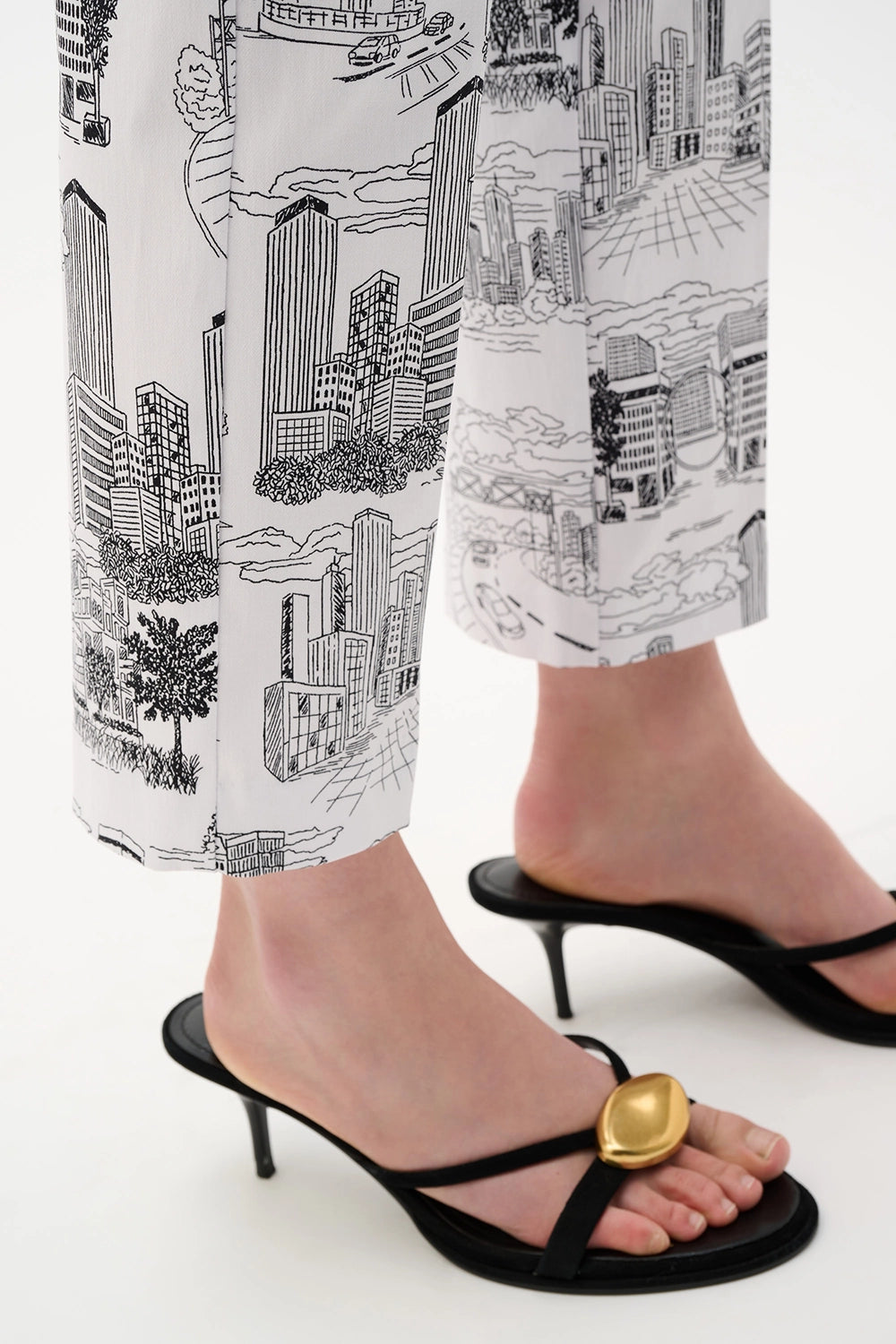 Joseph Ribkoff Millennium Printed Straight Pull-On Pants Jr262192