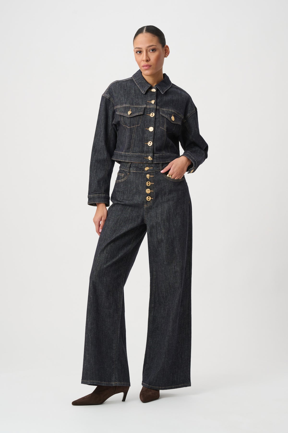 Joseph Ribkoff Statement Button Cropped Denim Jacket Jr264900
