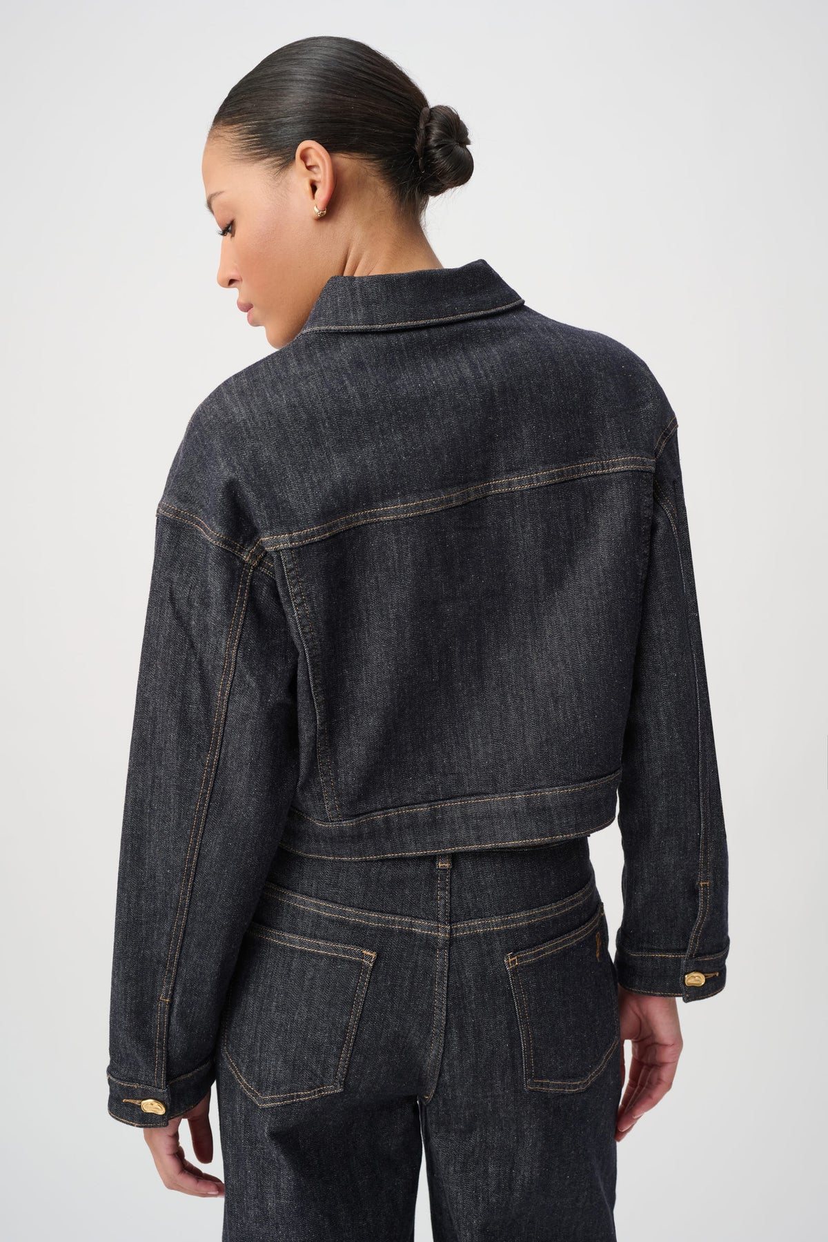 Joseph Ribkoff Statement Button Cropped Denim Jacket Jr264900