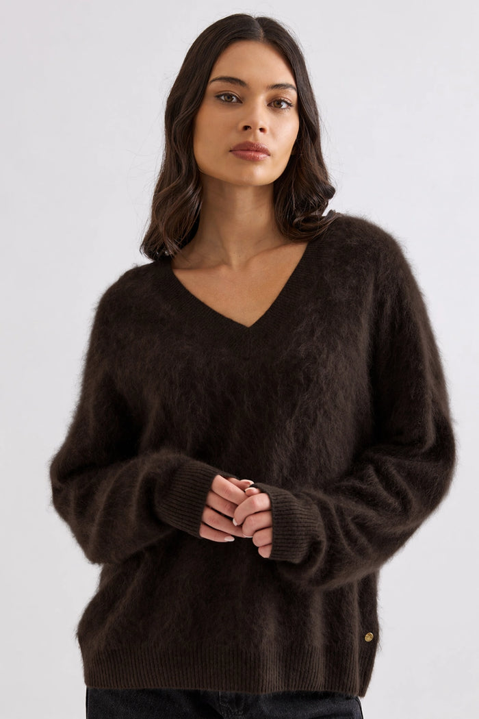 Mia Fratino Lenni Vee in Dark Chocolate 26942