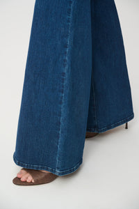 Joseph Ribkoff Repreve® High Rise Flare Jeans Jr271917
