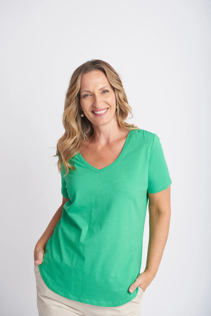 Goondiwindi Cotton V Neck Tee Kelly Green 3260