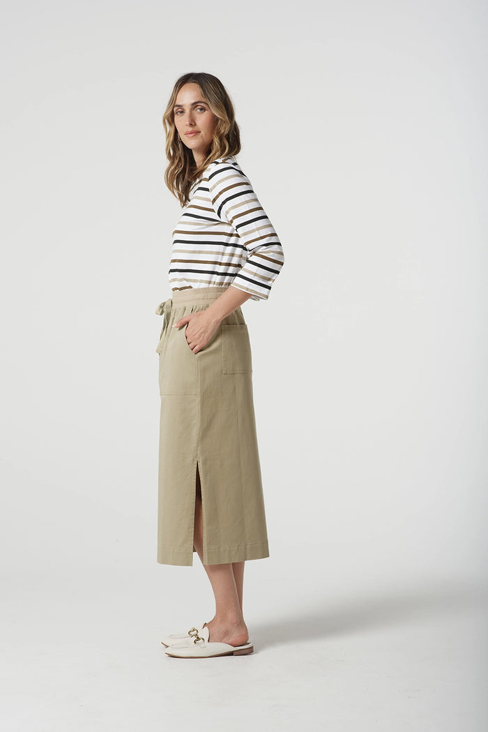 Goondiwindi Cotton Multi Stripe Tee in Otter 3261-22