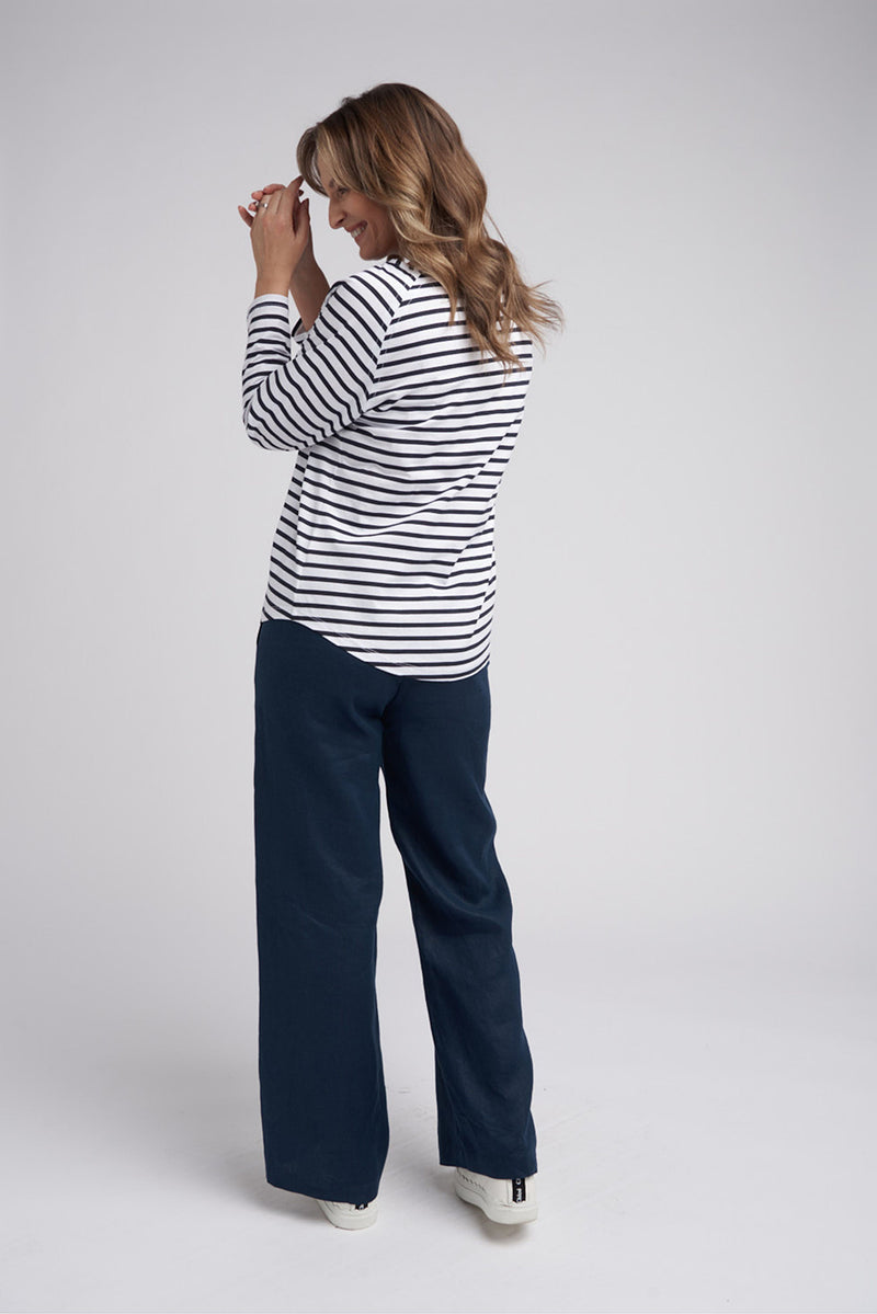 Goondiwindi Cotton Stripe Long Sleeve Tee in White/Navy 3272