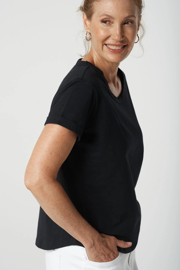 Goondiwindi Cotton Crew Neck Tee in Navy 3313