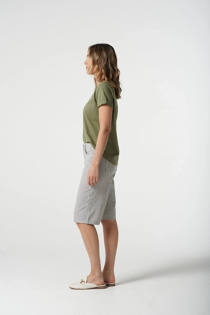 Goondiwindi Cotton Crew Neck Tee in Sage Green 3313