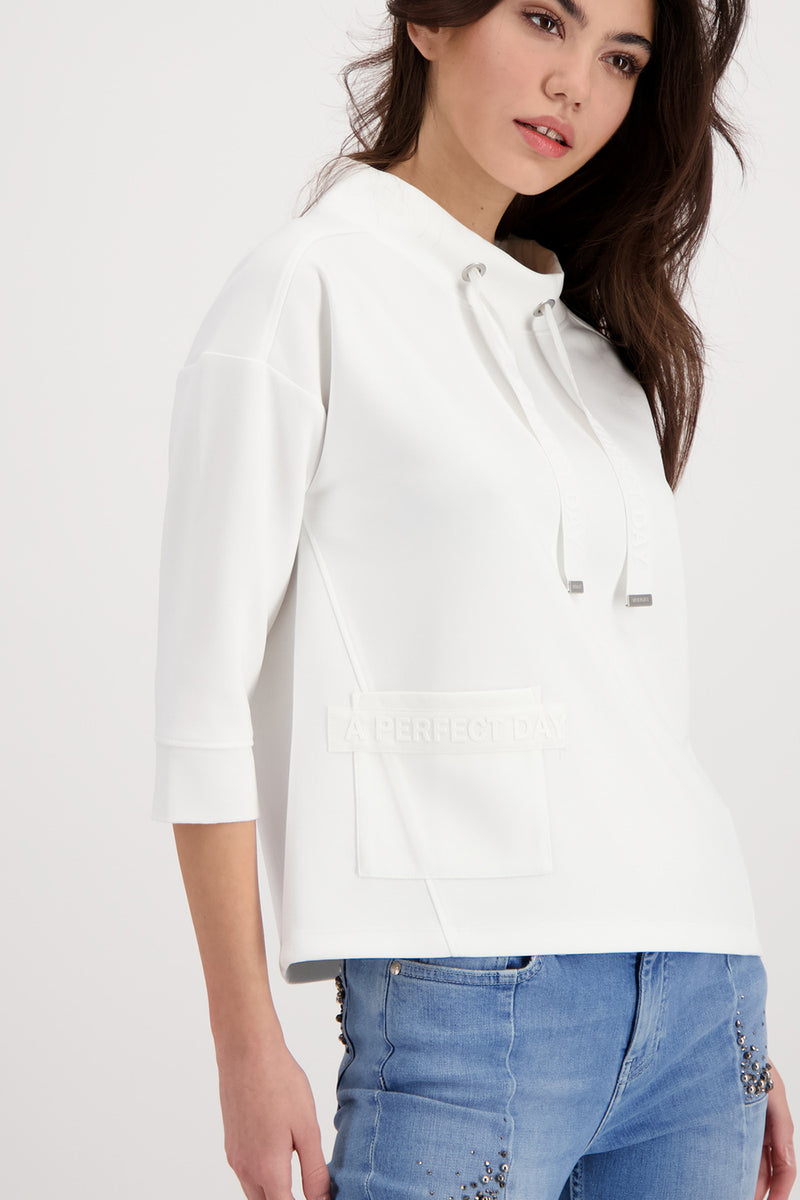 Monari Sweatshirt With Standup Collar M407422 in Off White