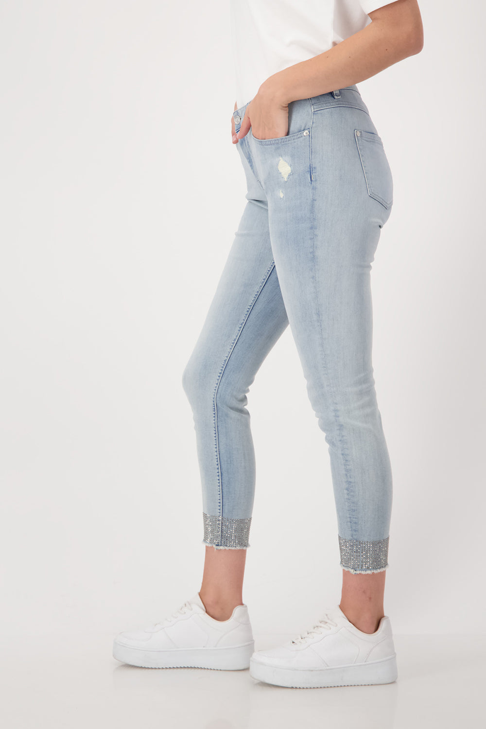 Monari Jeans with Embelishment M407446