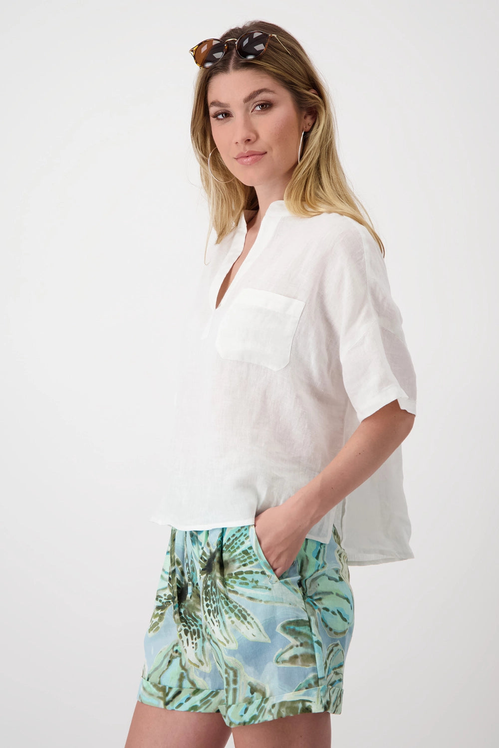 Monari Oversized Linen Blouse in White M408567