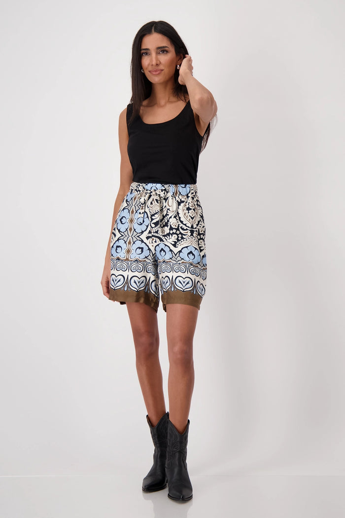 Monari Bermuda shorts with ornamental pattern 409576