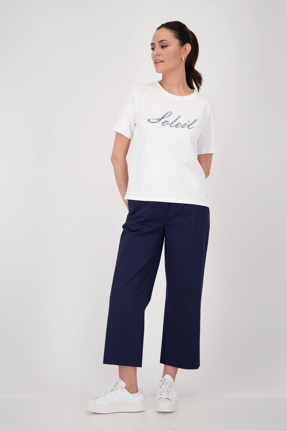 Monari T-shirt with decorative script 409746