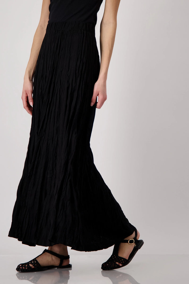Monari Long skirt with crushed look 409802