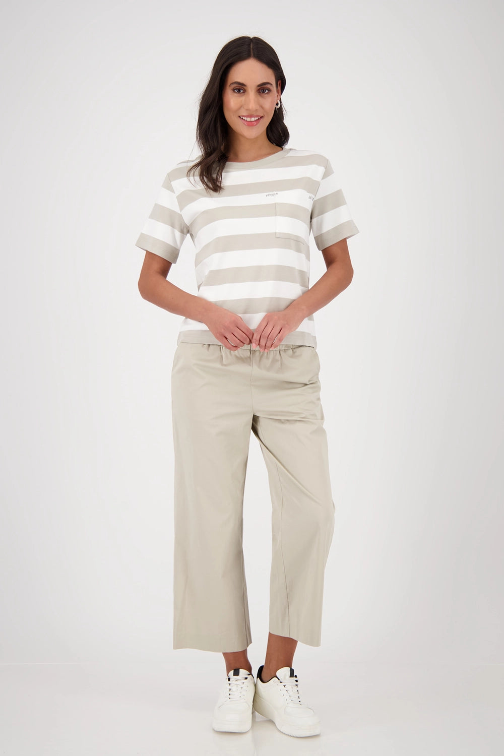 Monari Sweatshirt with breast pocket 409902