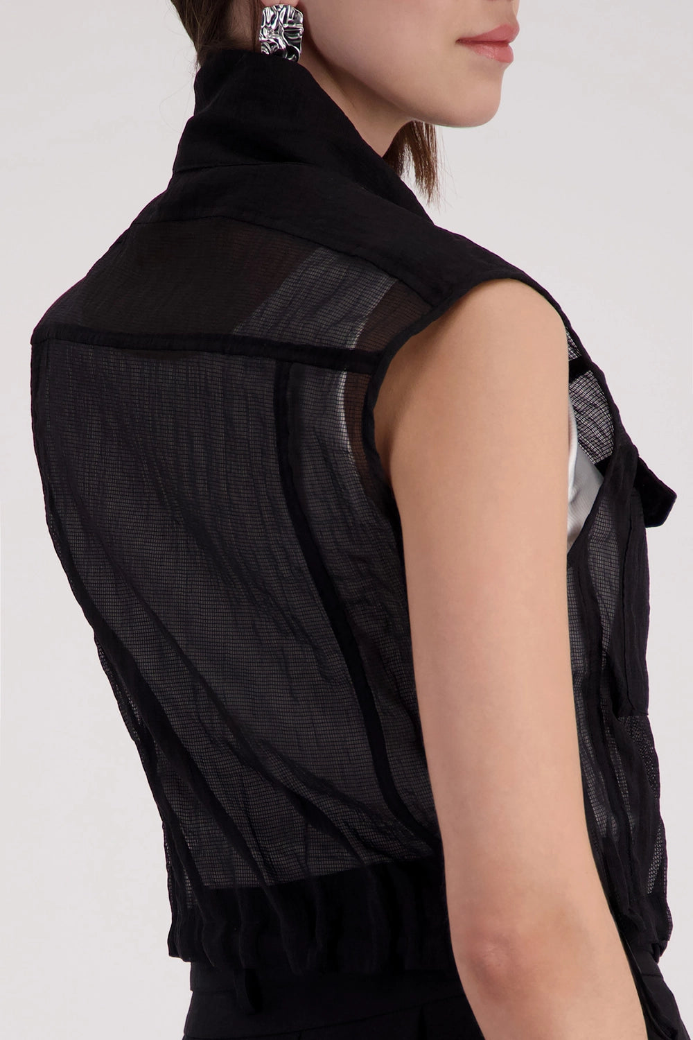 Monari Mesh Vest in Black 410536