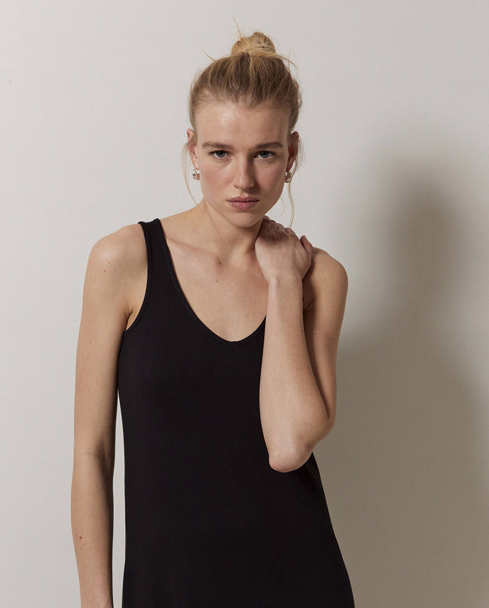 Yerse Sleeveless V Neck Dress 42420Ys