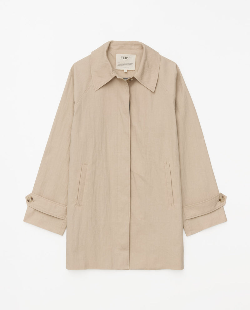 Yerse Raincoat in Beige & Chalk 42600Ys