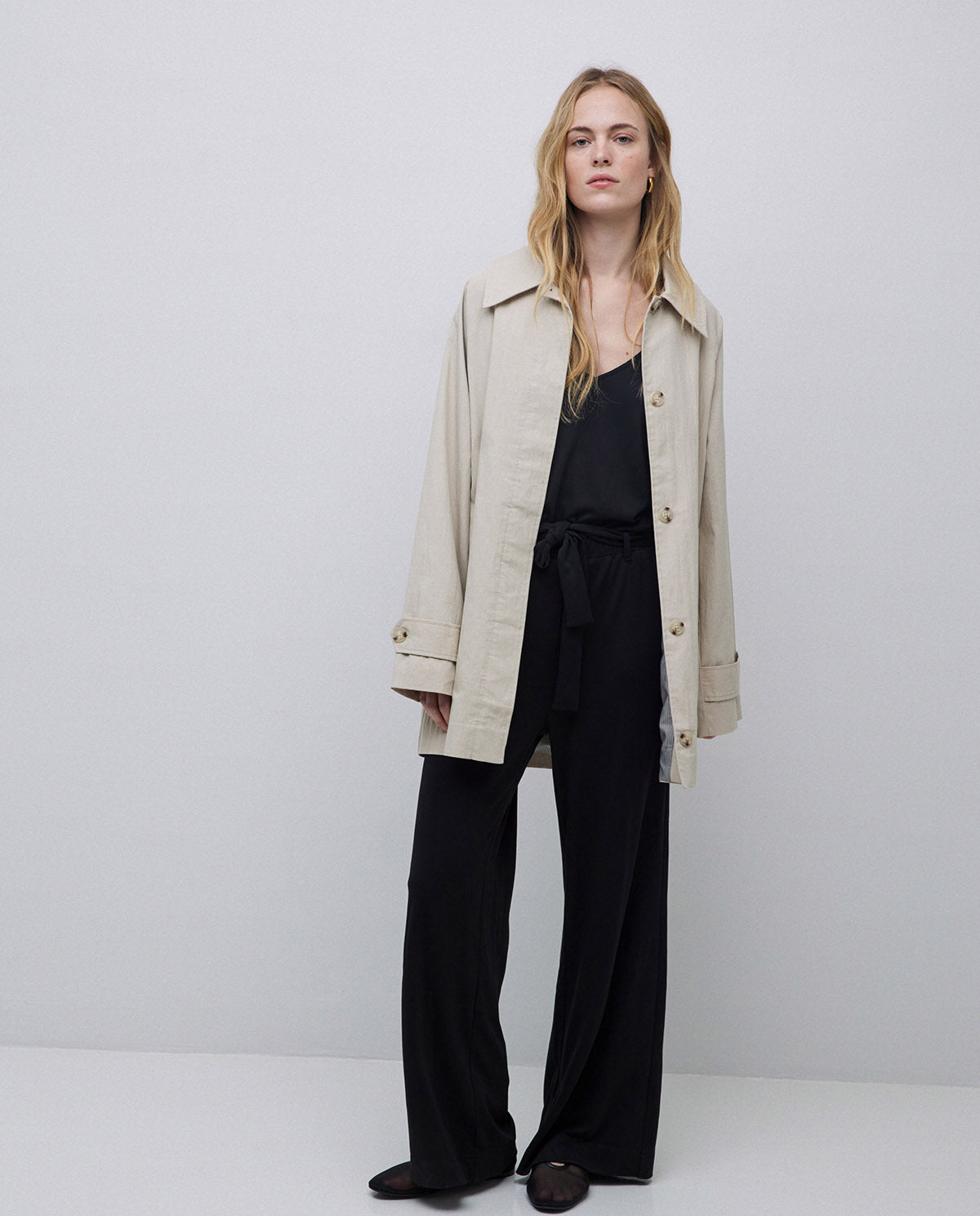 Yerse Raincoat in Beige & Chalk 42600Ys
