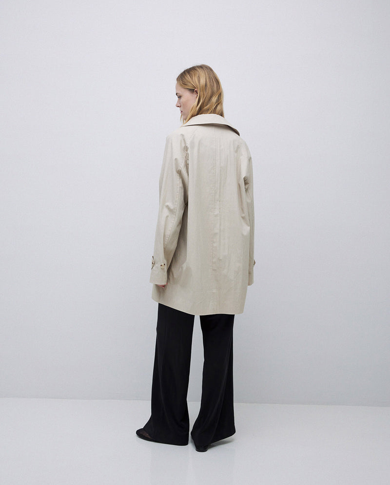 Yerse Raincoat in Beige & Chalk 42600Ys