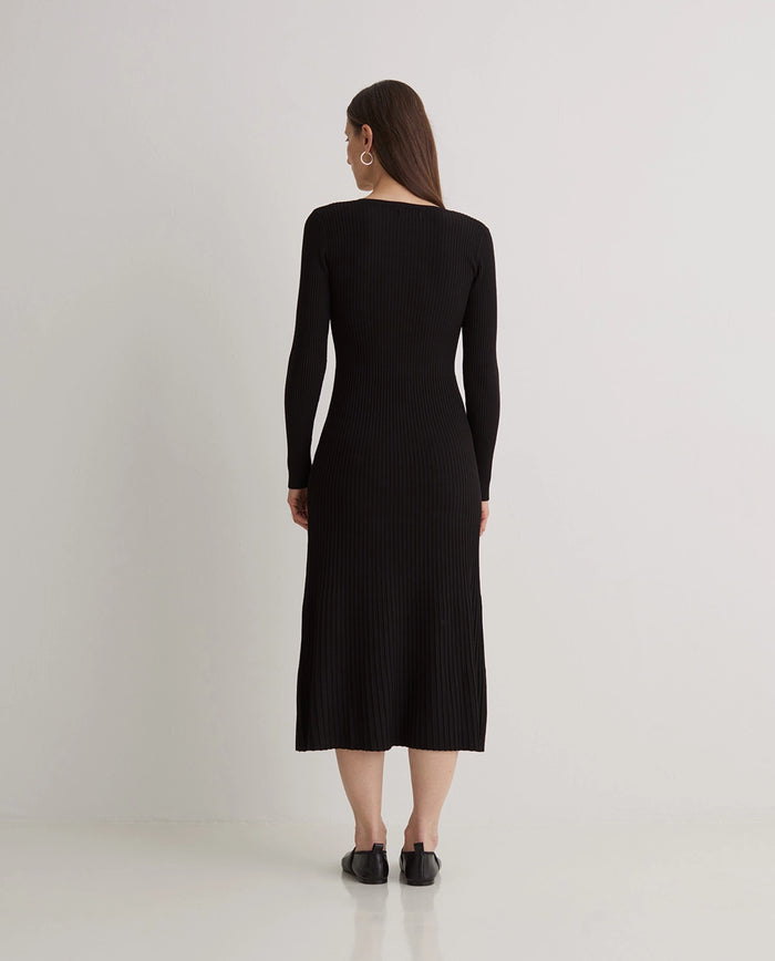 Yerse Dress Pleats in Black 43520