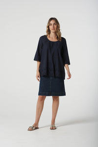 Goondiwindi Cotton Trapeze Top in Dark Navy 4445