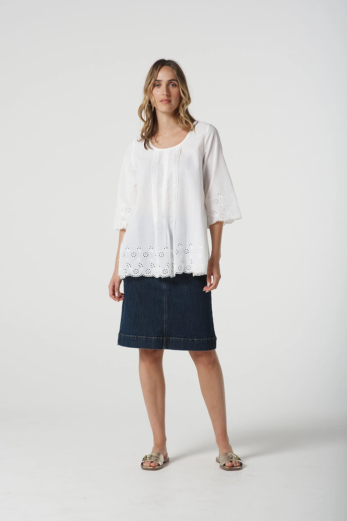 Goondiwindi Cotton Trapeze Top in Optical White 4445