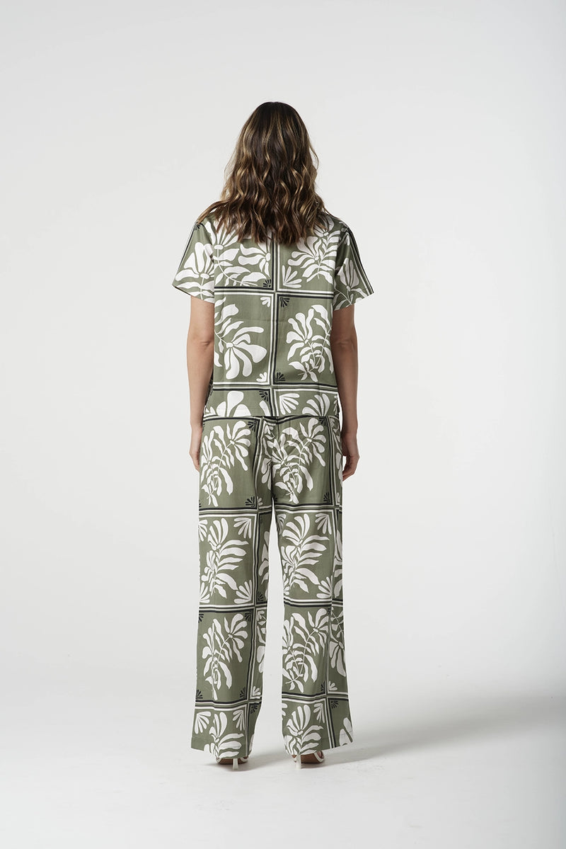 Goondiwindi Cotton Soft Button Through Blouse in Sage Green Print 4447-222