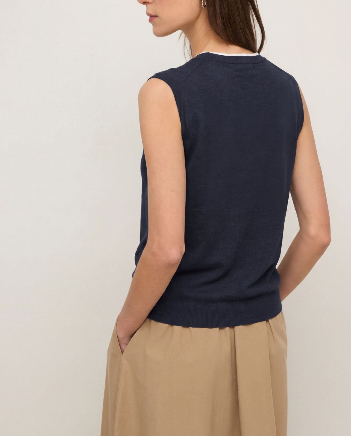 Yerse Henley Collar Top in Navy 44537