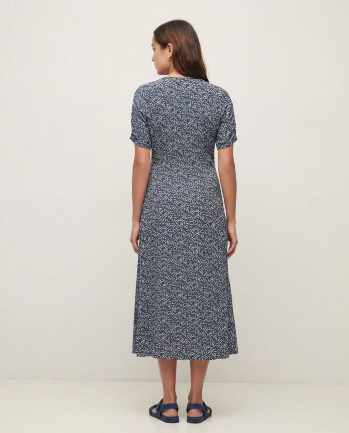 Yerse Viscose Midi Dress in Navy Leaves 44825