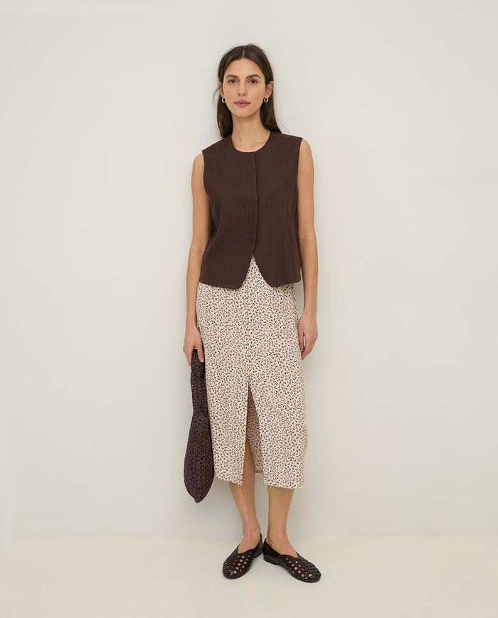 Yerse Short Crepe Skirt in Ntl Flowers 44827